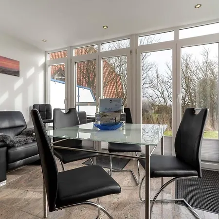 Komfortable In St Peter Ording, Cleaning Included Appartement